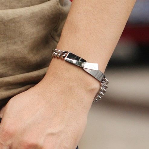 "Love You" Kärlekstema Titanium Stål Älskare Armband (Gratis Gravyr) (Pris För Ett Par)
