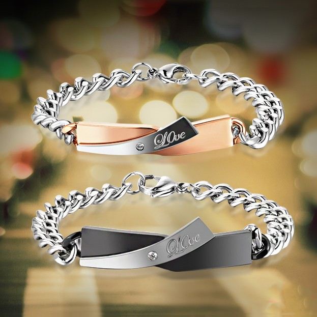"Love You" Kärlekstema Titanium Stål Älskare Armband (Gratis Gravyr) (Pris För Ett Par)
