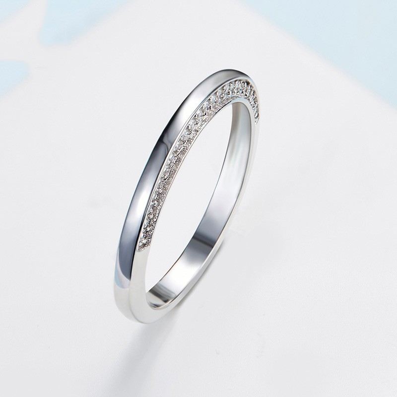925 Silver Fyra Klo Inläggningar Cubic Zirconia Lyxiga Parringar