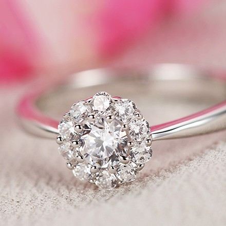 925 Sterling Silver Inlagd Ljusglänsande Kubisk Zirkoniumförlovningsring