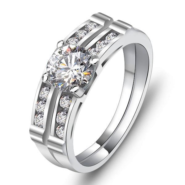 Europe Mode 925 Sterling Silver Inlagd Glittrande CZ Förlovningsring