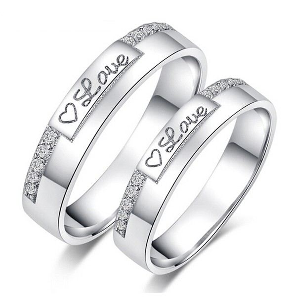 Kärlekens Hjärta Vitguldpläterade 925 Sterlingsilver Parringar (Pris För Ett Par)
