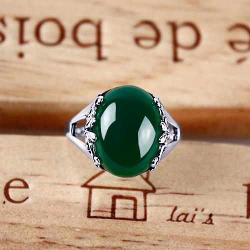 Överdriven Personlighet 925 Silverinlagd Oval Granatring