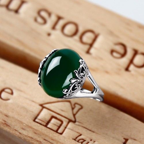 Överdriven Personlighet 925 Silverinlagd Oval Granatring