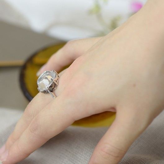 Romantisk Fjärilskärlek S925 Sterling Silver Inlagd Naturvit Kristallring
