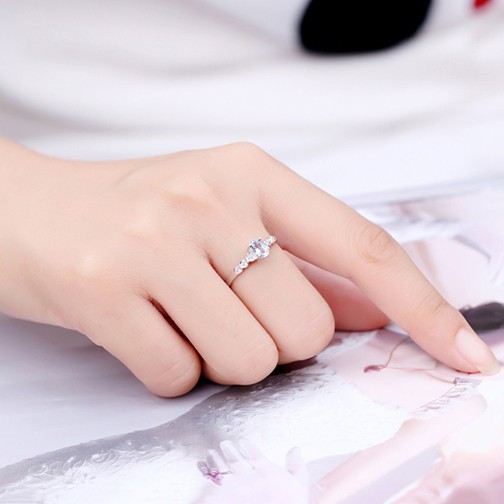 Smal Härlig 925 Silver Inlagt Natur Safir Kvinnans Ring