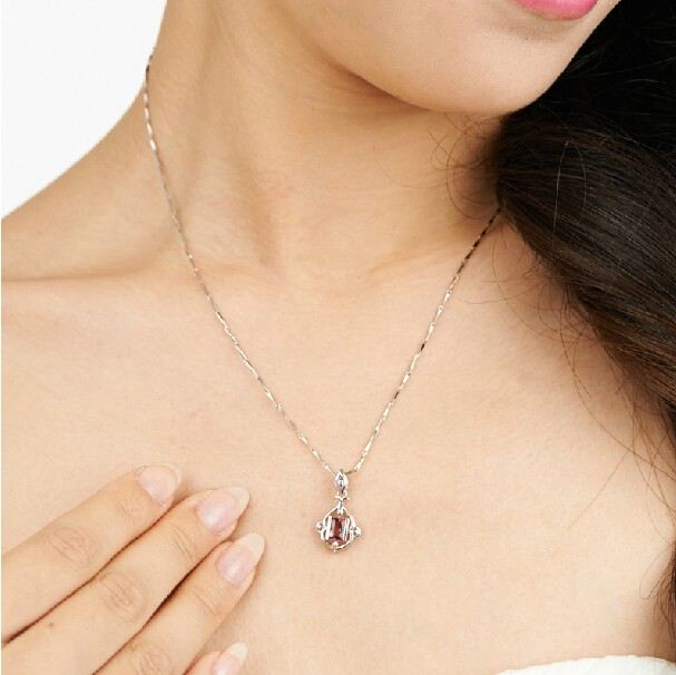 925 Sterling Silver Halsband Med Granat Hänge