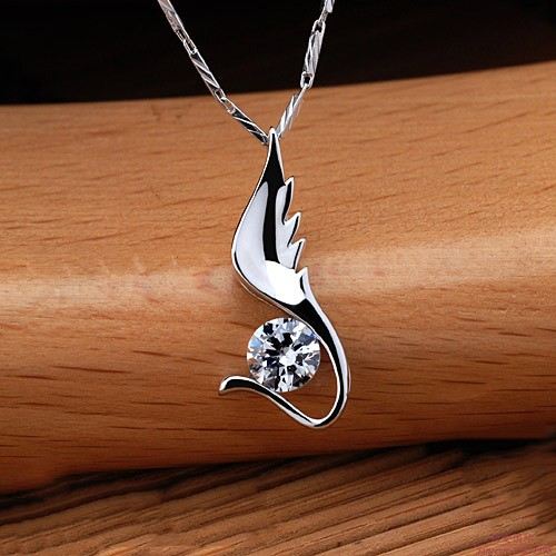 Charmig Vingform 925 Sterling Silver Nscd Diamant Halsband För Dam