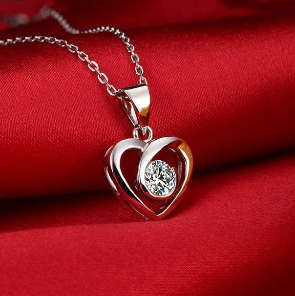 Kärlek I Hjärtat 925 Sterling Silver Hänge Med CZ Inlagt