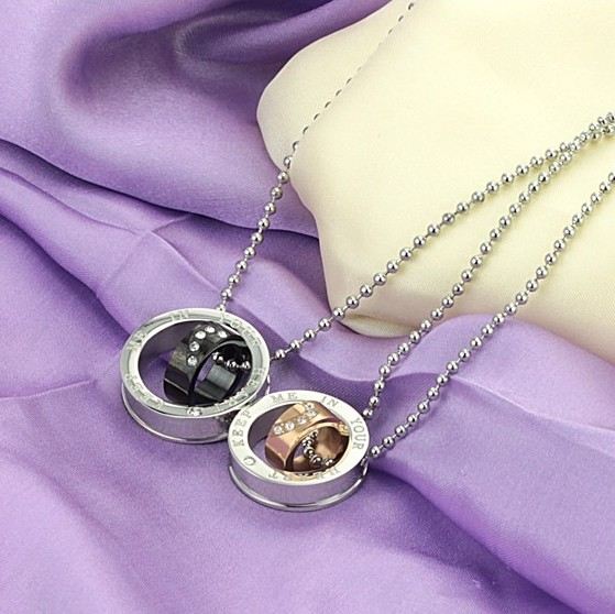 Underbara "Forever Love" Ring Hänge Älskare Titan Halsband (Pris För Ett Par)